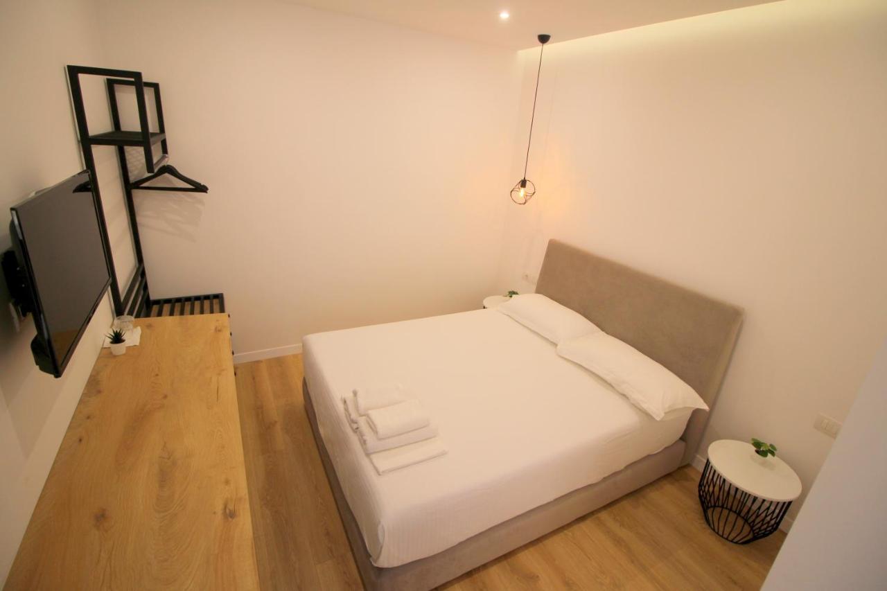 Hotel Qurku 2 Sarande Exterior photo